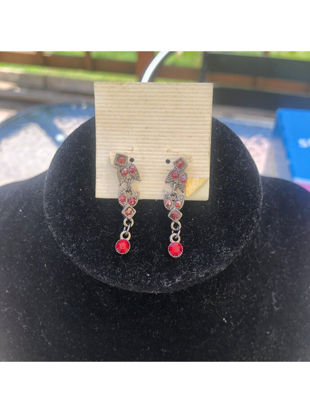 Vintage NWOT Red Rhinestone Dangle Pierced Earrings